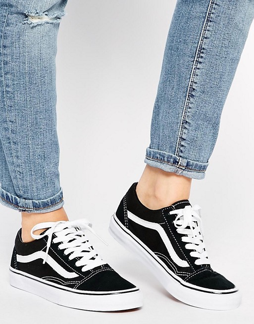 vans classic old skool trainers in black and white